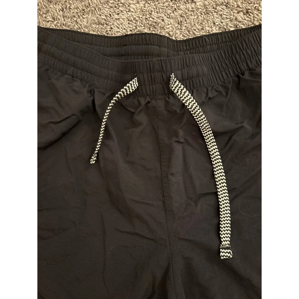 Nike Mens Black Swim Trunks Mesh Lined Board Shorts Size Large NESSB448